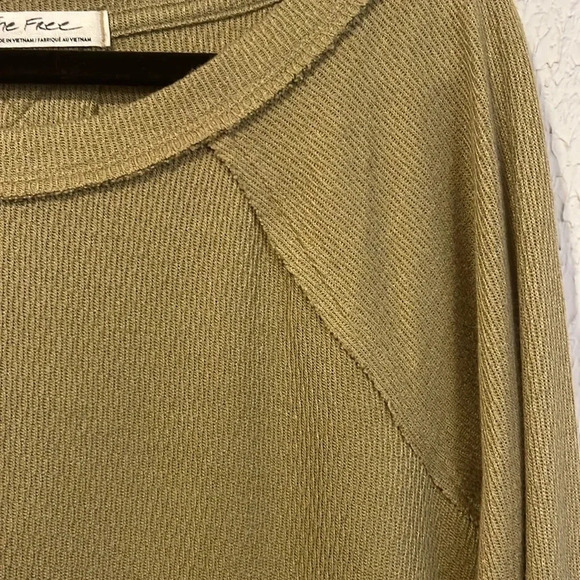 We the Free Snowy Thermal top in Sunstone size XS - Picture 7 of 15